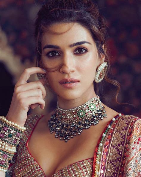 kriti sanon photo